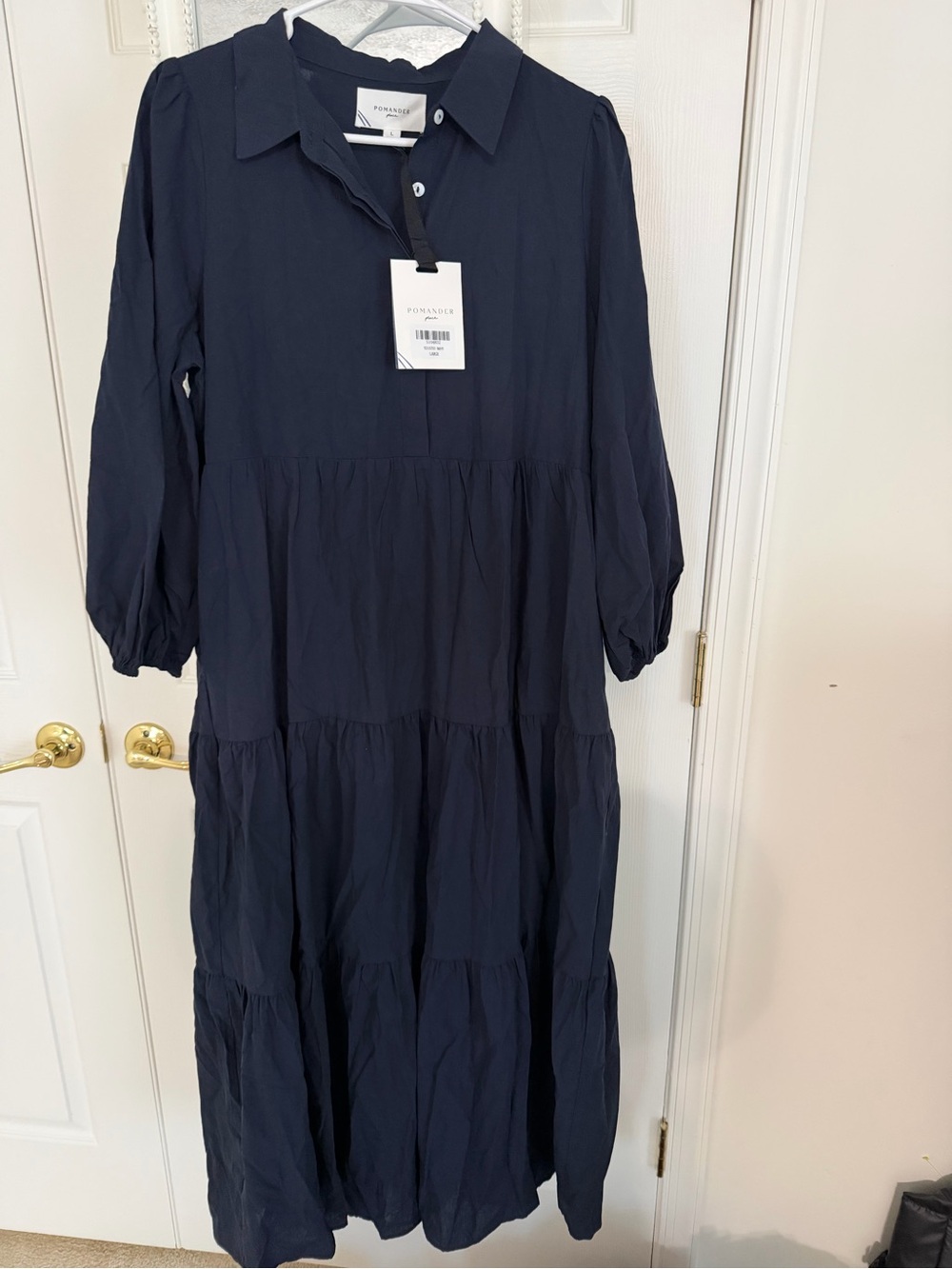 Tuckernuck
POMANDER PLACE Navy Cotton Mabel Maxi Dress Size L NWT - Picture 4 of 12